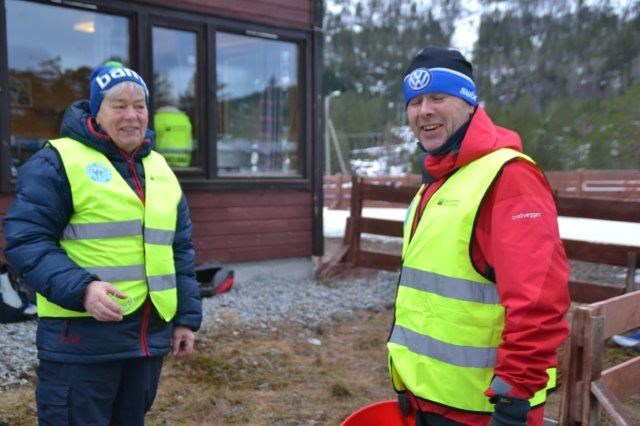 Funksjonærar på Ullsrennet. Foto: Margunn Hjelmeset